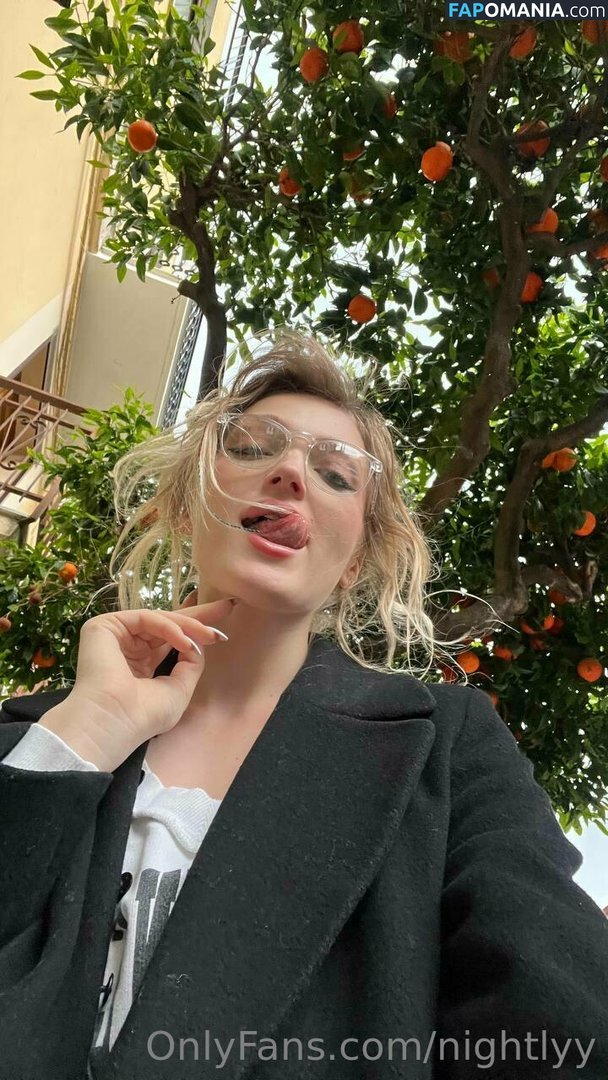 elara_moonq / nightly / nightlyy Nudo OnlyFans  Foto trapelata #102