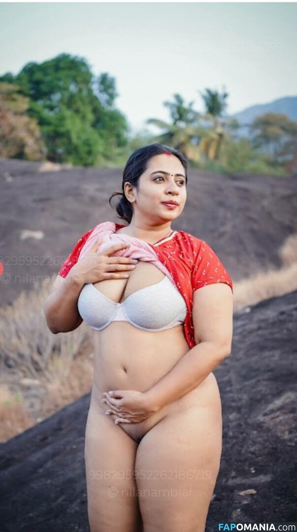 Nila Nambiar / Smera1695 / nilanambiar Nudo OnlyFans  Foto trapelata #42