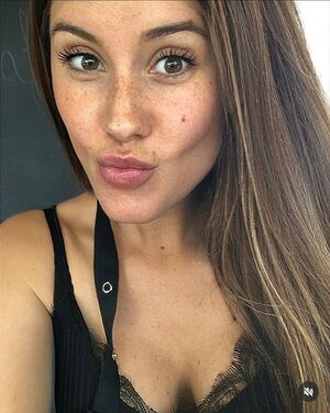 Nina Knopek