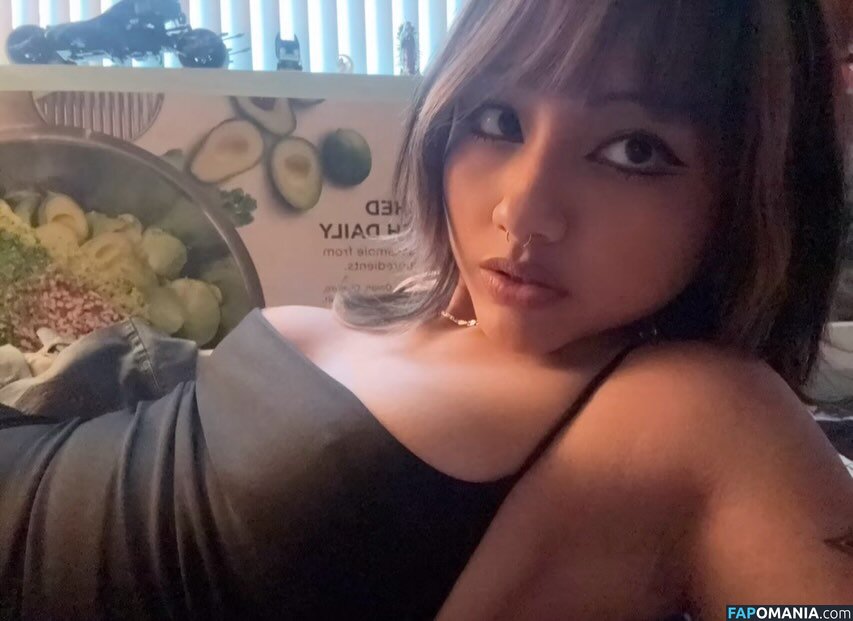 n.nyquil / nomamesnico / nomamesnicole Nudo OnlyFans  Foto trapelata #16