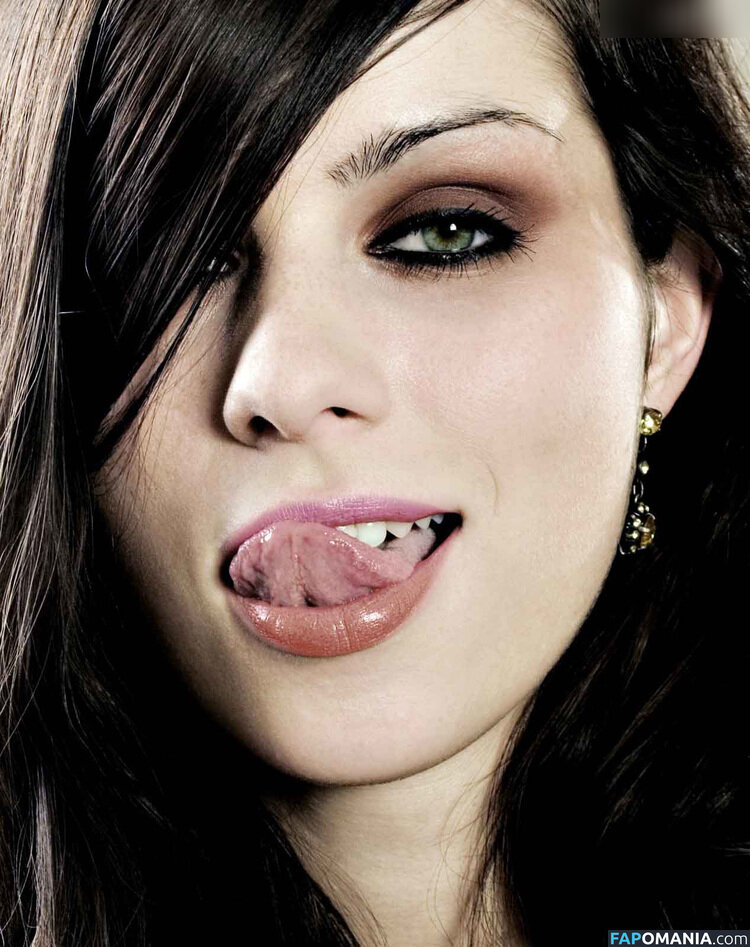 Nora Tschirner / normatschernau Nudo OnlyFans  Foto trapelata #2