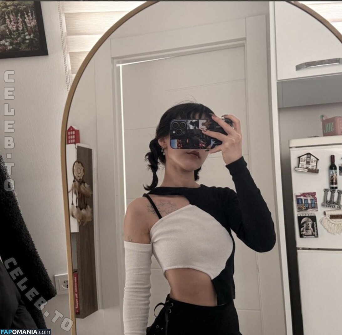 https: / notaysea Nudo OnlyFans  Foto trapelata #13