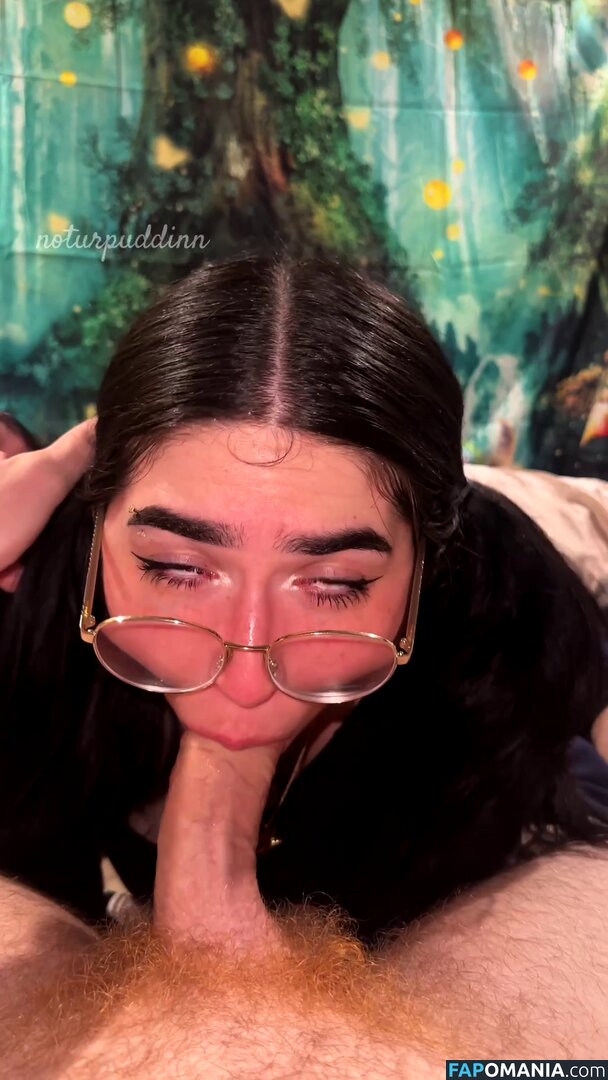 conejitacarmen / https: / noturpuddin / noturpuddinn / worshipcarmen Nudo OnlyFans  Foto trapelata #11