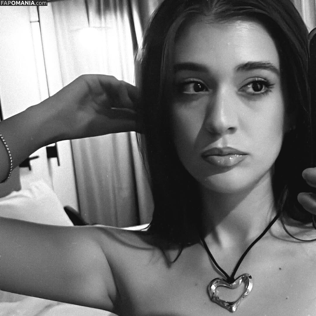 Nourine Abouseada / https: / nourineabouseada Nudo OnlyFans  Foto trapelata #12