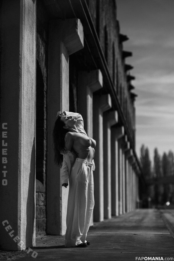 Nude In Public Nudo OnlyFans  Foto trapelata #35