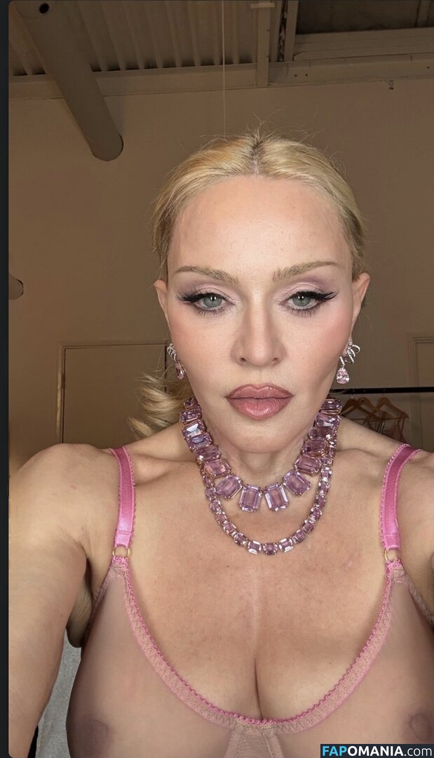 NudeCelebsArchi / Nudes Celebrities / https: Nudo OnlyFans  Foto trapelata #4
