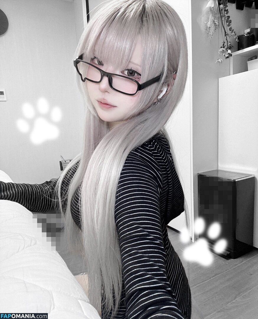Nyo_nyenya / cjw010615 / cjw010615... / https: / moemoedevil_rain / moemoedevil_rain... / nyonye_nya Nudo OnlyFans  Foto trapelata #25