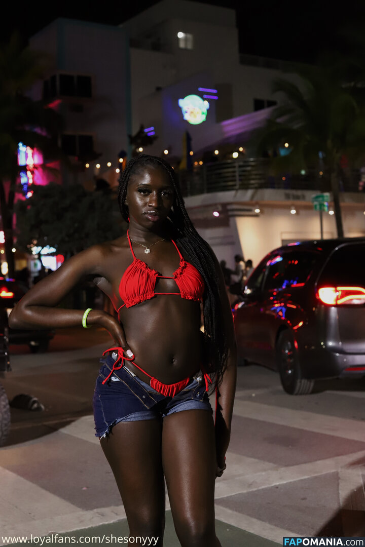 misseverywhereg / nysendolo Nudo OnlyFans  Foto trapelata #2