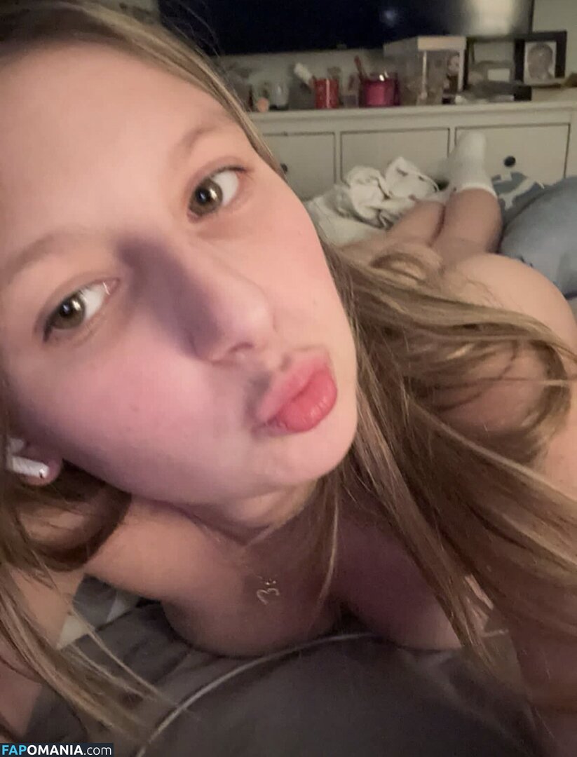 Oceanne Bergeron / https: / oceane_bergeron / oceannexoxo / ocebergeron / ocebergeron... Nudo OnlyFans  Foto trapelata #4