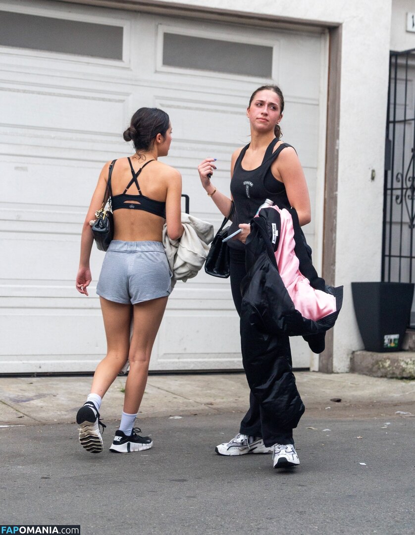Olivia Rodrigo / oliviarodrigo Nudo OnlyFans  Foto trapelata #57