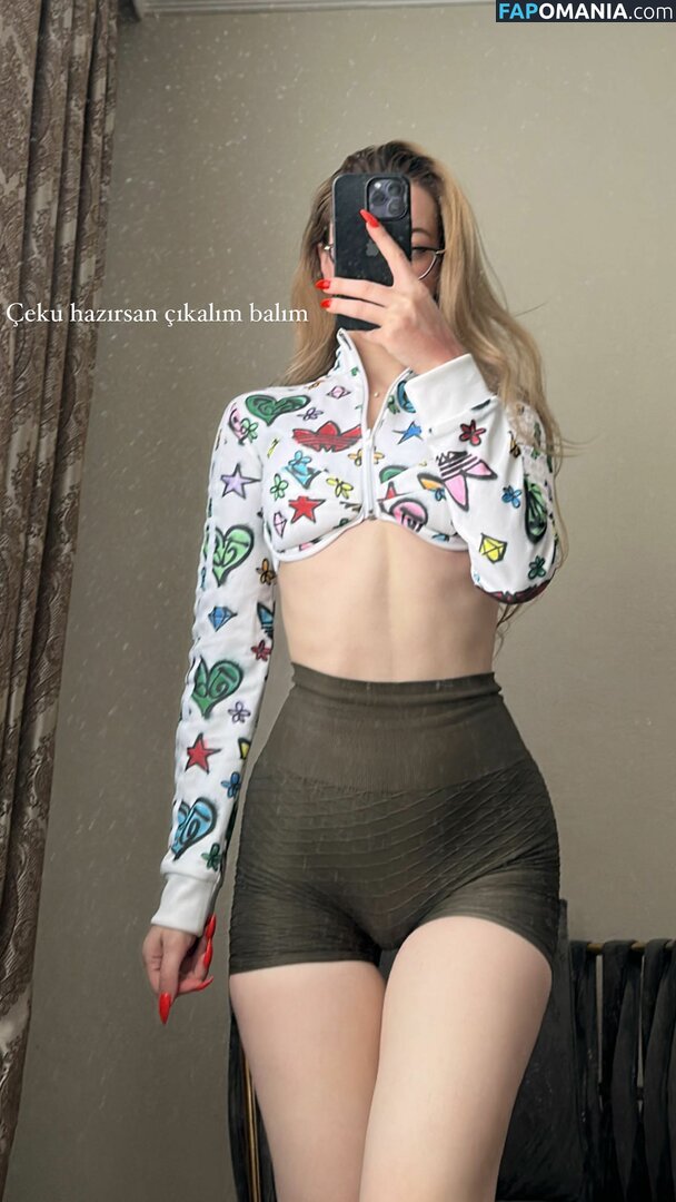 Oznur Guven / oz_nurunuz / oznurunuz / oznurunuzz Nudo OnlyFans  Foto trapelata #3