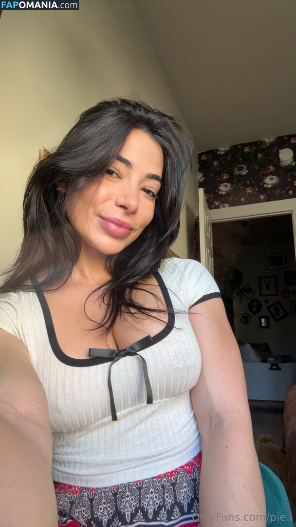 pie.aina / pie.l Nudo OnlyFans  Foto trapelata #4