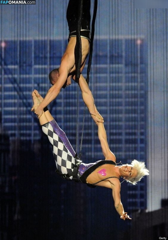 Alecia Beth Moore / Pink Nudo OnlyFans  Foto trapelata #48