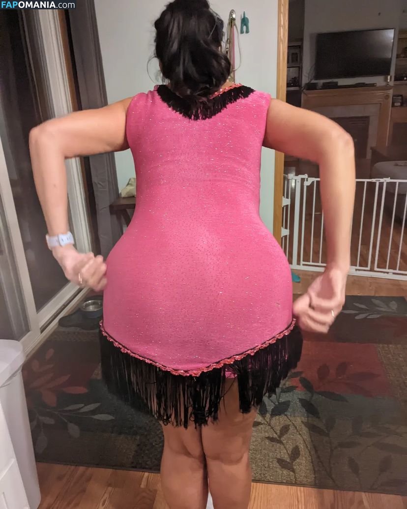 Polly Anna / PollytheMilf / https: Nudo OnlyFans  Foto trapelata #7