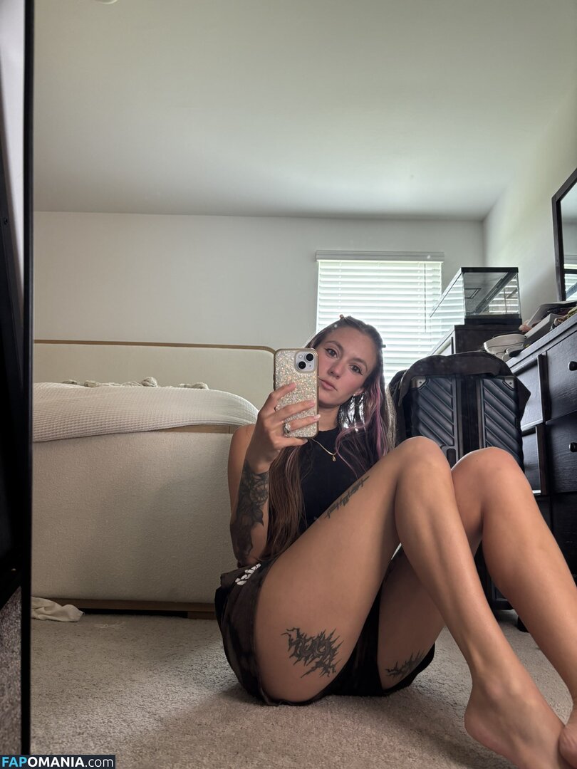 Poppy Quinn / PoppyQuinnn / https: / poppyquinn33 / the.poppy.quinn Nudo OnlyFans  Foto trapelata #3
