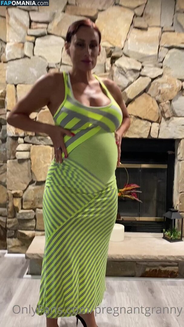 PregnantGranny Nudo OnlyFans  Foto trapelata #1