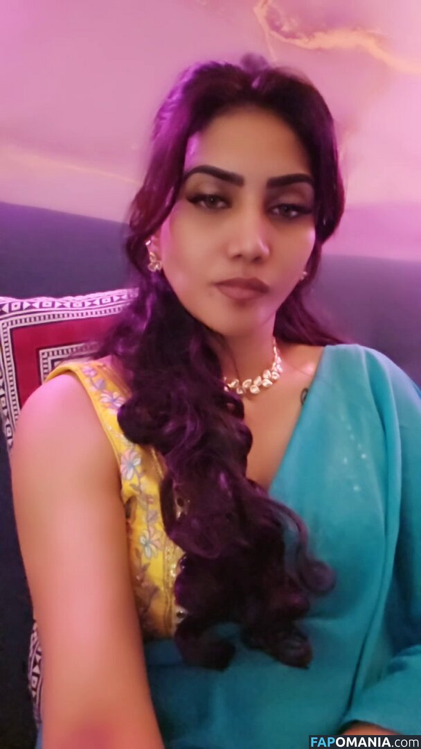Priya Naidu / priya_naidu0422 Nudo OnlyFans  Foto trapelata #8