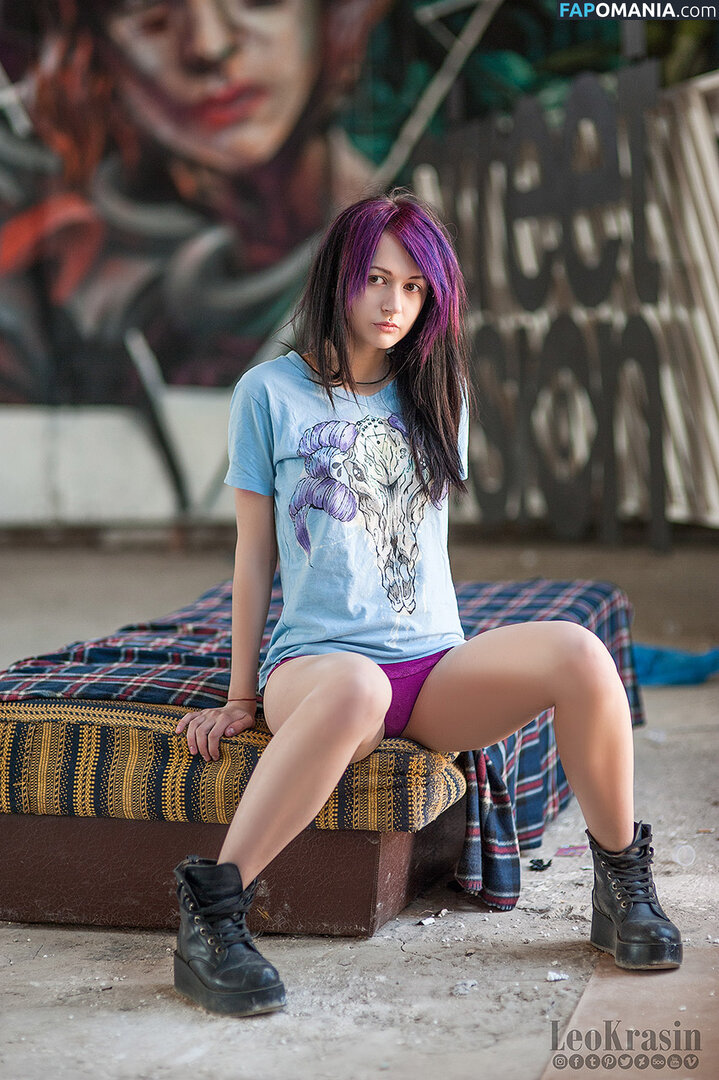 Purple Bitch / greatpurplebitch / https: / itstatypurple / lure_lady / purple_bitch Nudo OnlyFans  Foto trapelata #36