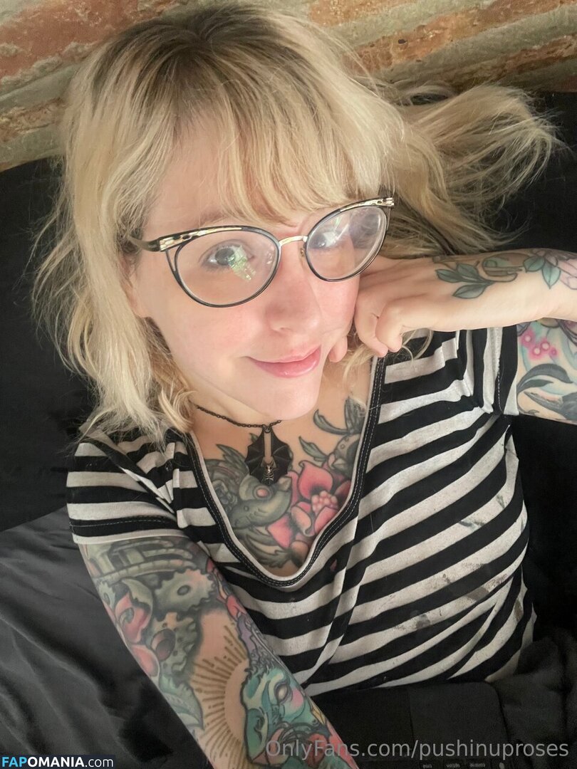 PushingUpRoses / https: / pushinuproses Nudo OnlyFans  Foto trapelata #354