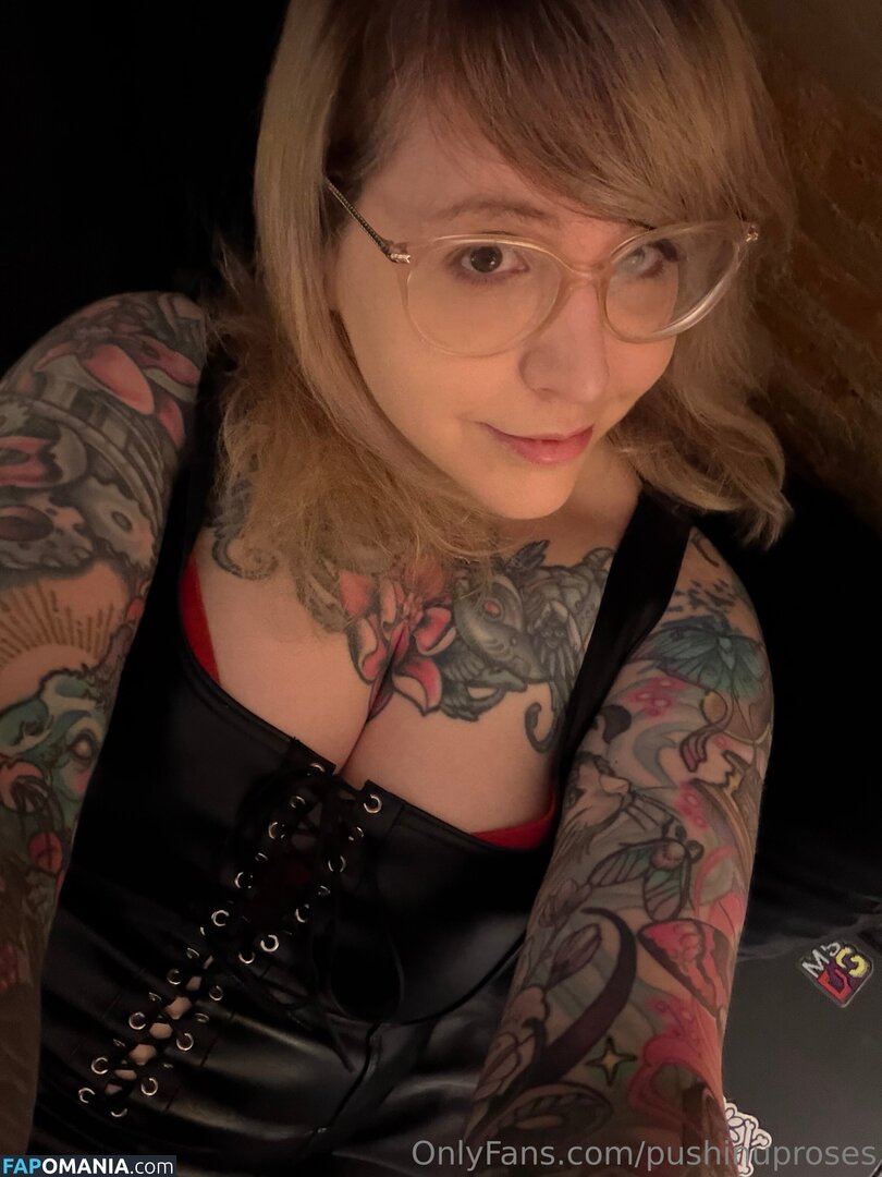 PushingUpRoses / https: / pushinuproses Nudo OnlyFans  Foto trapelata #368