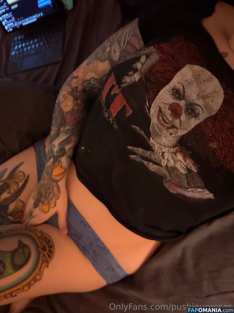 PushingUpRoses / https: / roseanders Nudo OnlyFans  Foto trapelata #372