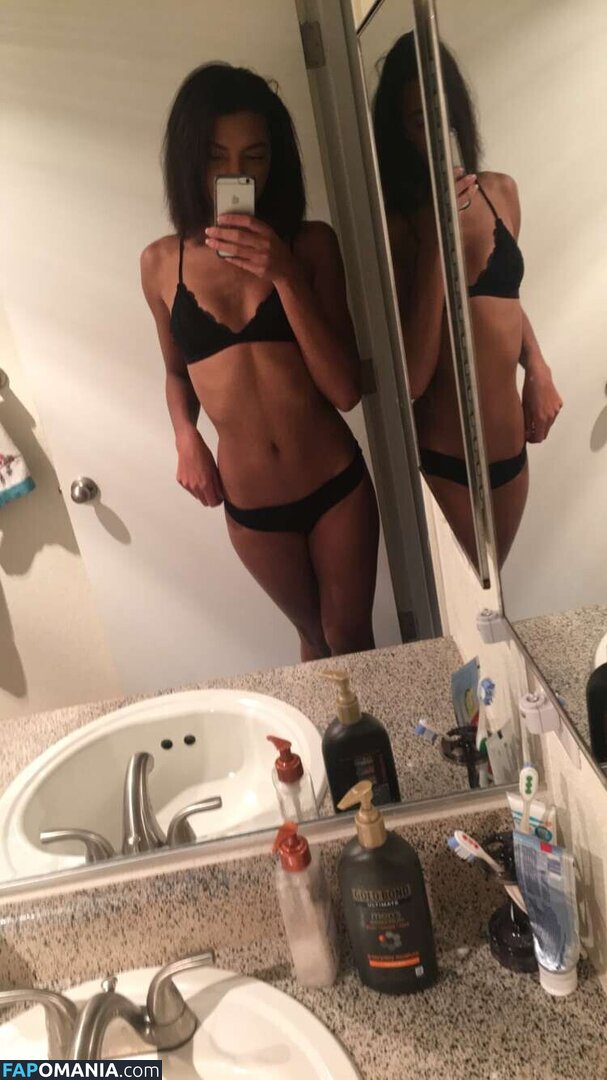 r-ache-lx / rachelxfoster Nudo OnlyFans  Foto trapelata #17