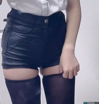 cw / https: / rabbit_poem / rabbitpoem Nudo OnlyFans  Foto trapelata #5
