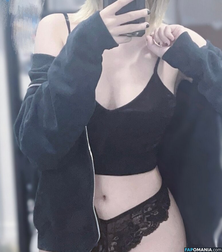 cw / https: / rabbit_poem / rabbitpoem Nudo OnlyFans  Foto trapelata #6