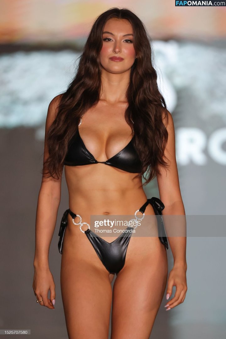 Beautyandbrainswithatwist / Rachel Michelle / rachellemichelle Nudo OnlyFans  Foto trapelata #95