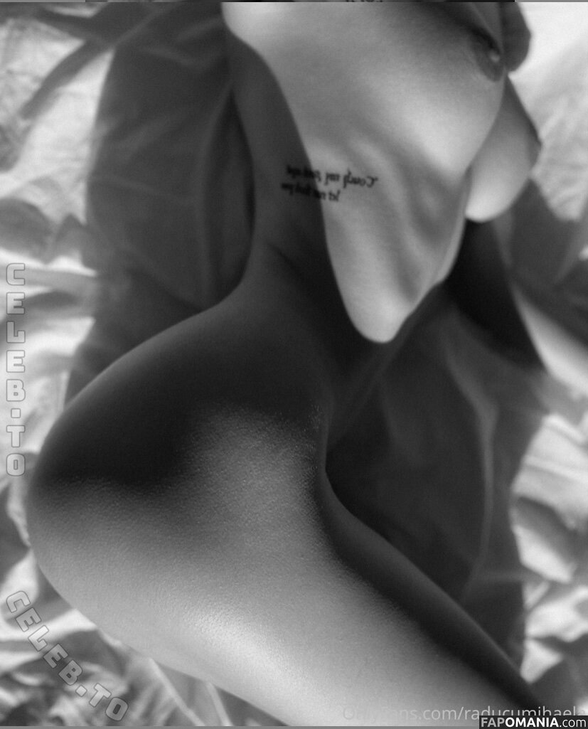 Raducu Mihaela / RaducuMihaela / https: / raducumihaela__ Nudo OnlyFans  Foto trapelata #59