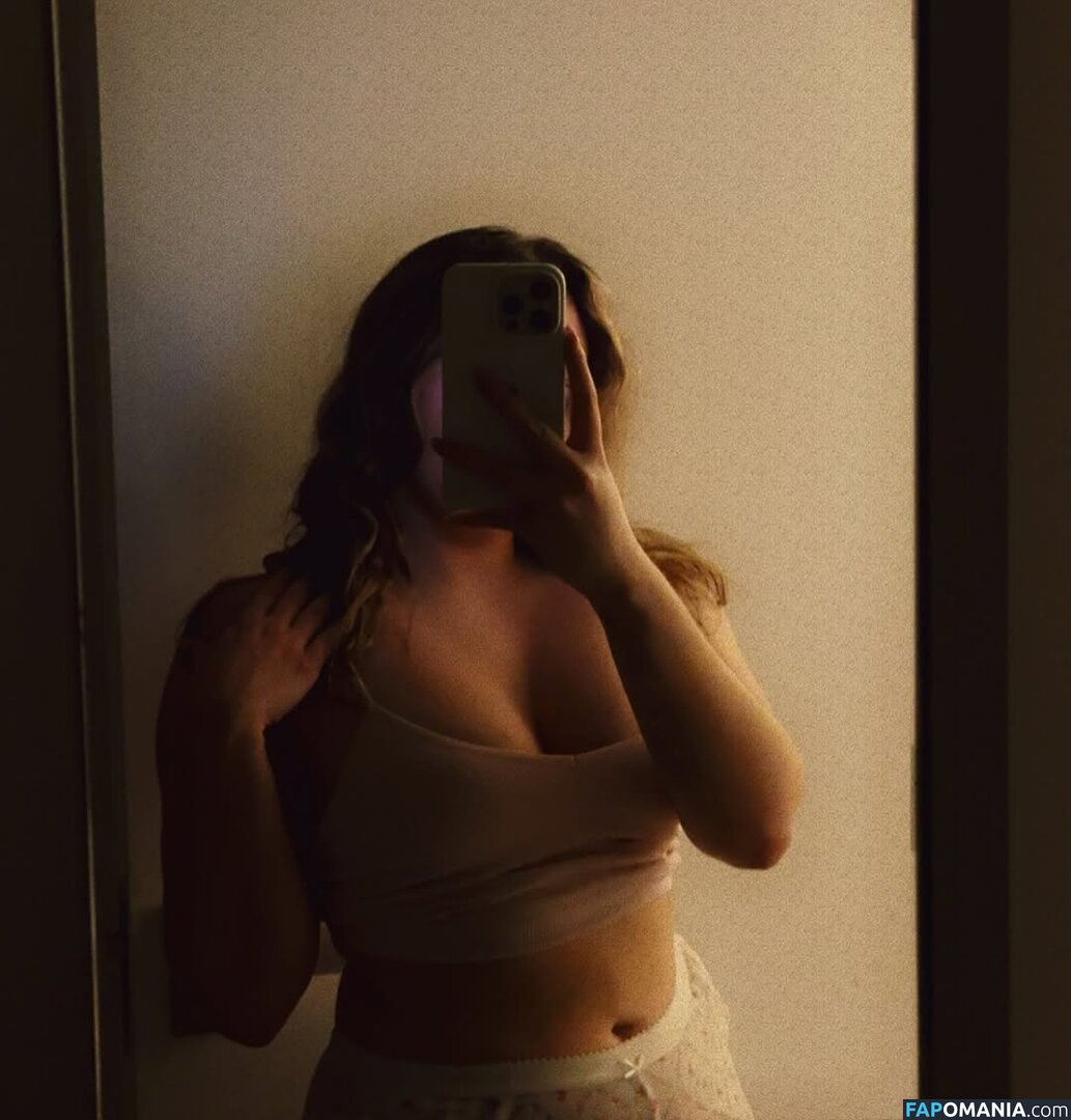 React GirlsYT / chinglishreactions / imon_Snow Nudo OnlyFans  Foto trapelata #105