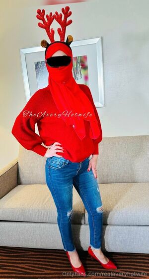 realaveryhotwife