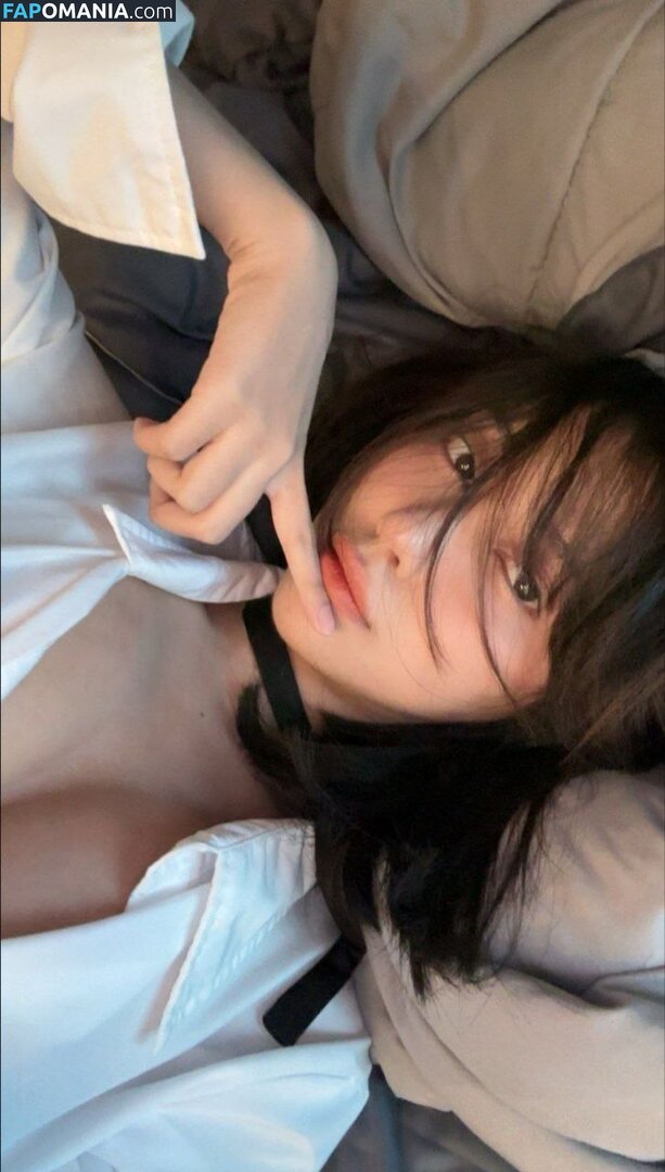 https: / notriissaaa / risaatjan Nudo OnlyFans  Foto trapelata #14