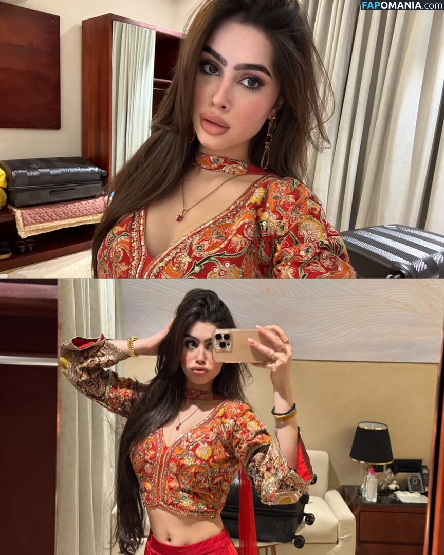 Riva Arora / https: / riva.arora.1 / riva.aroraofficial / rivarora_ Nudo OnlyFans  Foto trapelata #1