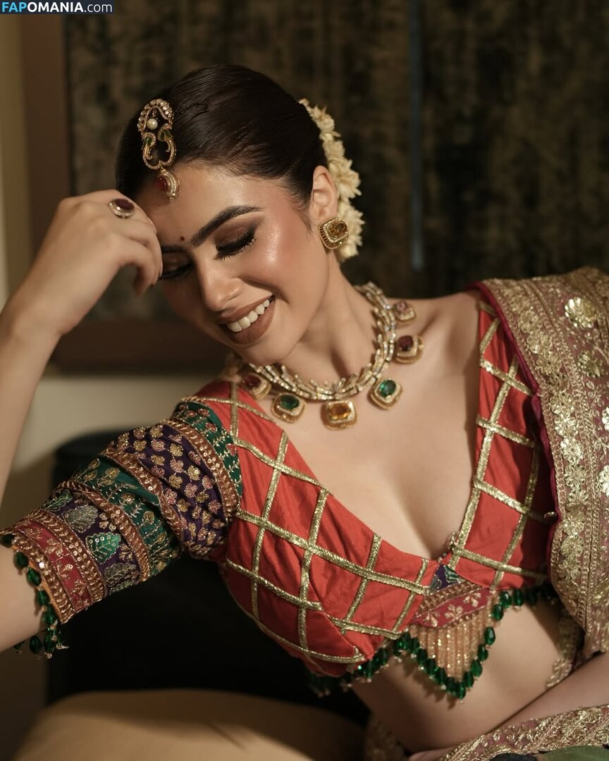 Riva Arora / https: / riva.arora.1 / riva.aroraofficial / rivarora_ Nudo OnlyFans  Foto trapelata #2