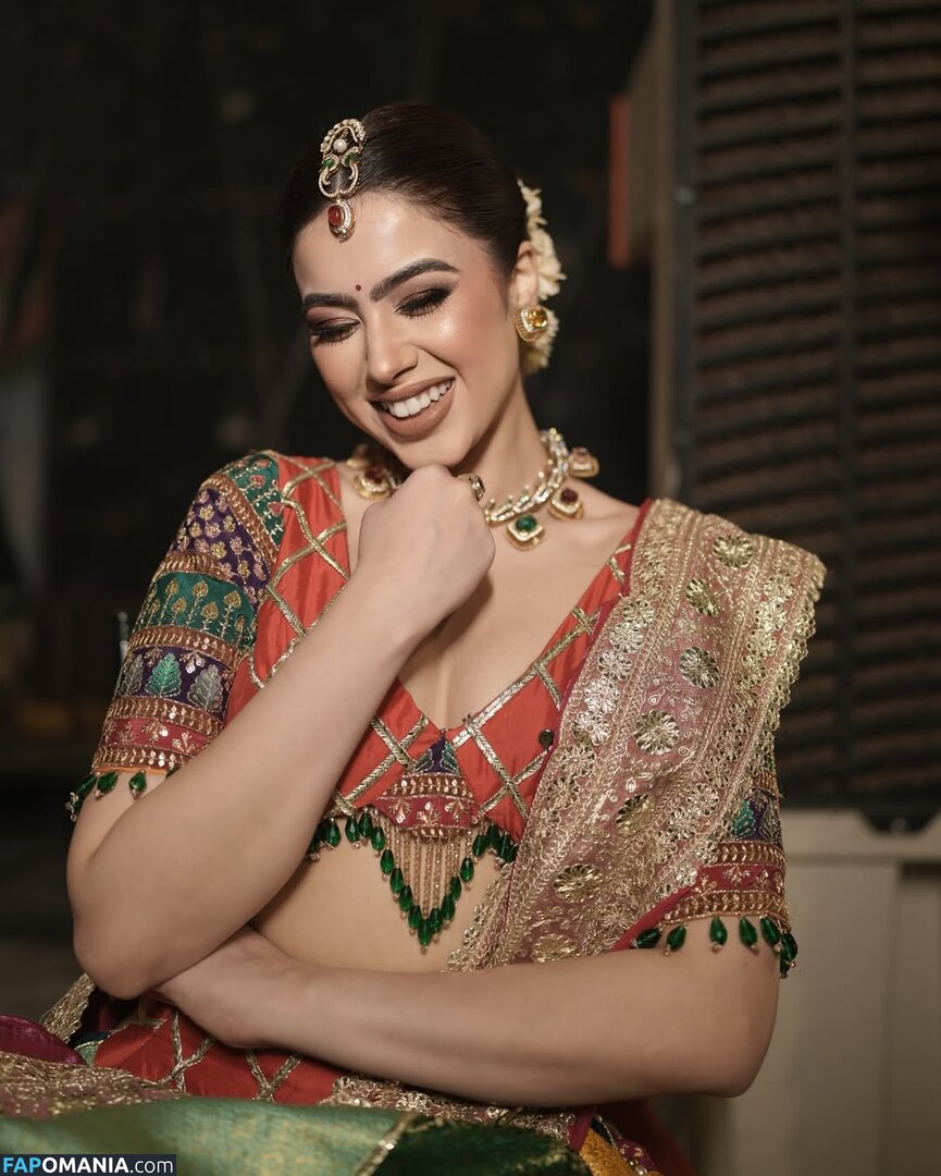 Riva Arora / https: / riva.arora.1 / riva.aroraofficial / rivarora_ Nudo OnlyFans  Foto trapelata #7