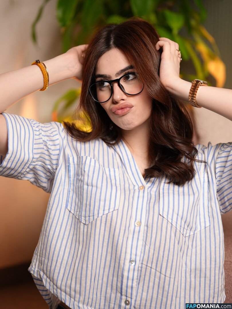 Riva Arora / https: / riva.arora.1 / riva.aroraofficial / rivarora_ Nudo OnlyFans  Foto trapelata #10