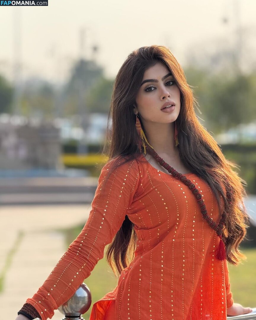 Riva Arora / https: / riva.arora.1 / riva.aroraofficial / rivarora_ Nudo OnlyFans  Foto trapelata #18