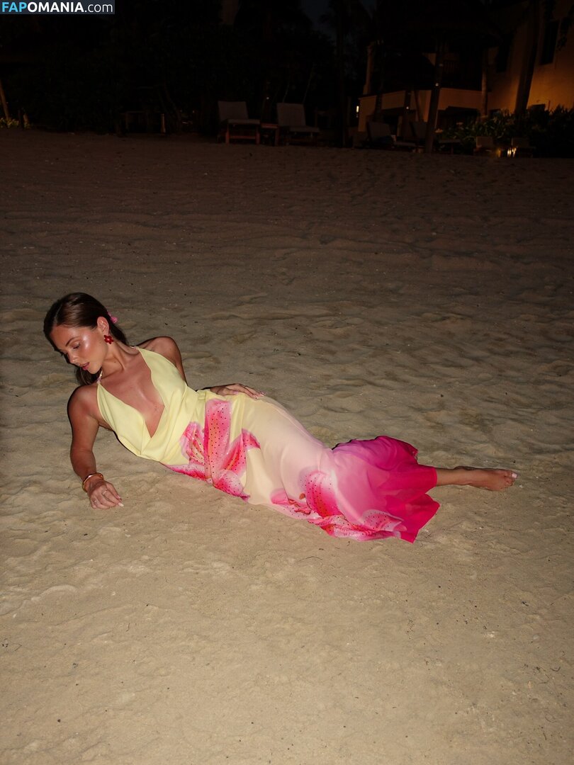 Romane Bertrand / rromane.b Nudo OnlyFans  Foto trapelata #9