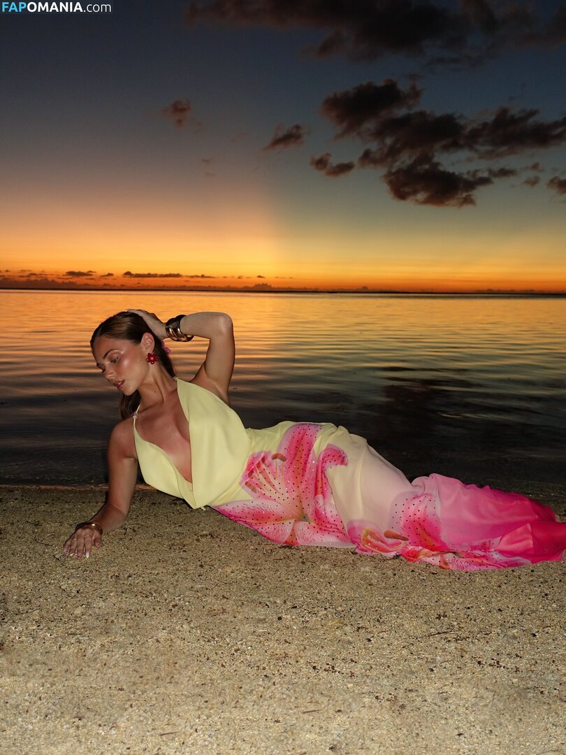 Romane Bertrand / rromane.b Nudo OnlyFans  Foto trapelata #20