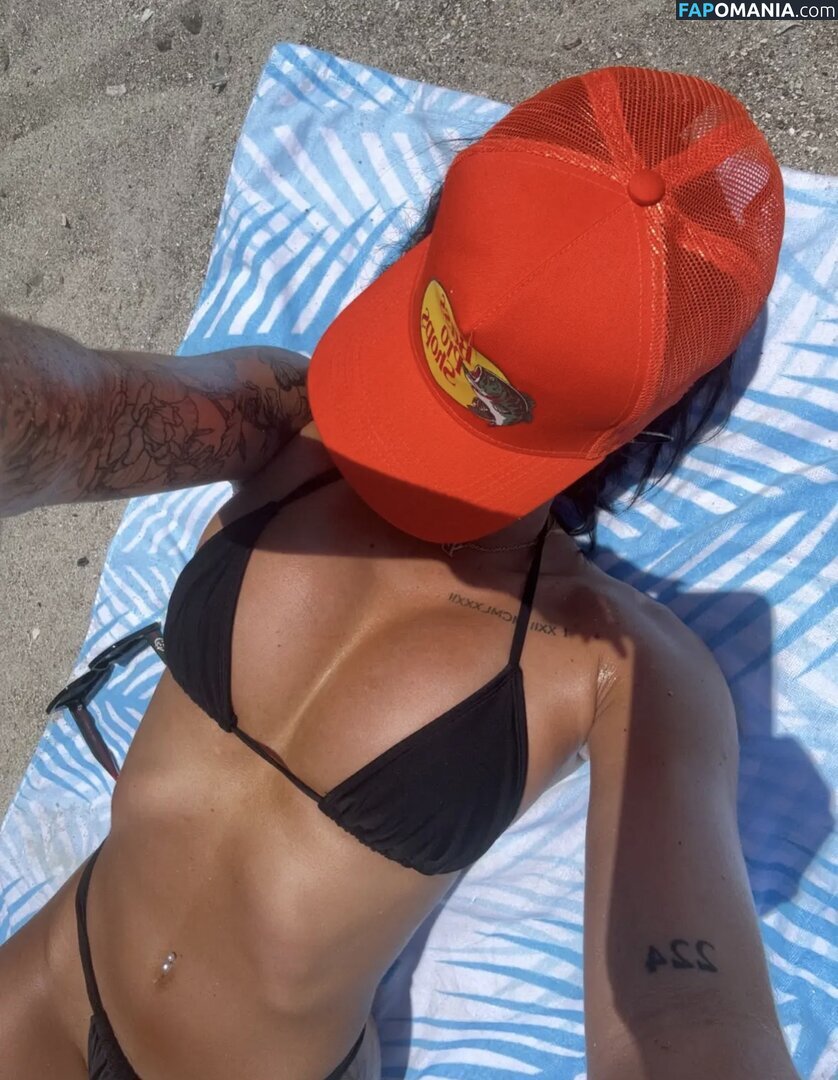 Petitetattedplati / Ronika Eskins / ronika_eskins Nudo OnlyFans  Foto trapelata #102