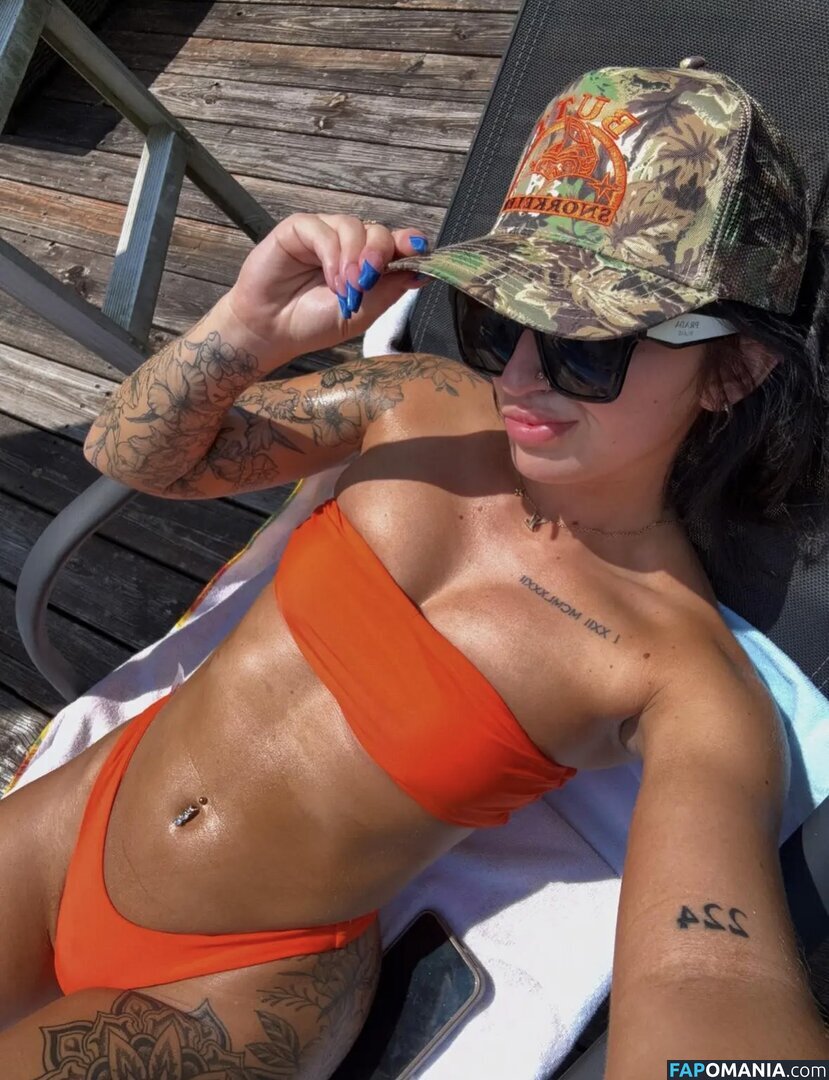 Petitetattedplati / Ronika Eskins / ronika_eskins Nudo OnlyFans  Foto trapelata #112