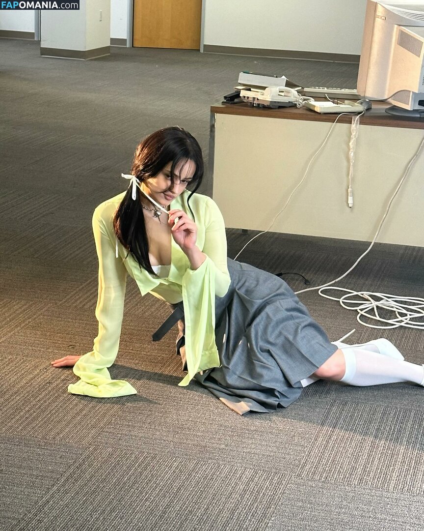 La Rosalía / Rosalia / rosalia.vt / therosaliaxo Nudo OnlyFans  Foto trapelata #239