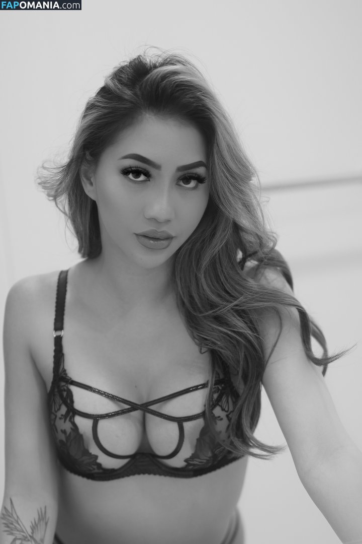 Mizzlamour / Rosemary Radeva / lamourniggl Nudo OnlyFans  Foto trapelata #28