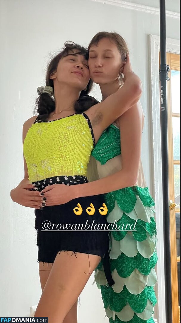 Rowan Blanchard / Simp Chat / https: / rowanblanchard Nudo OnlyFans  Foto trapelata #531