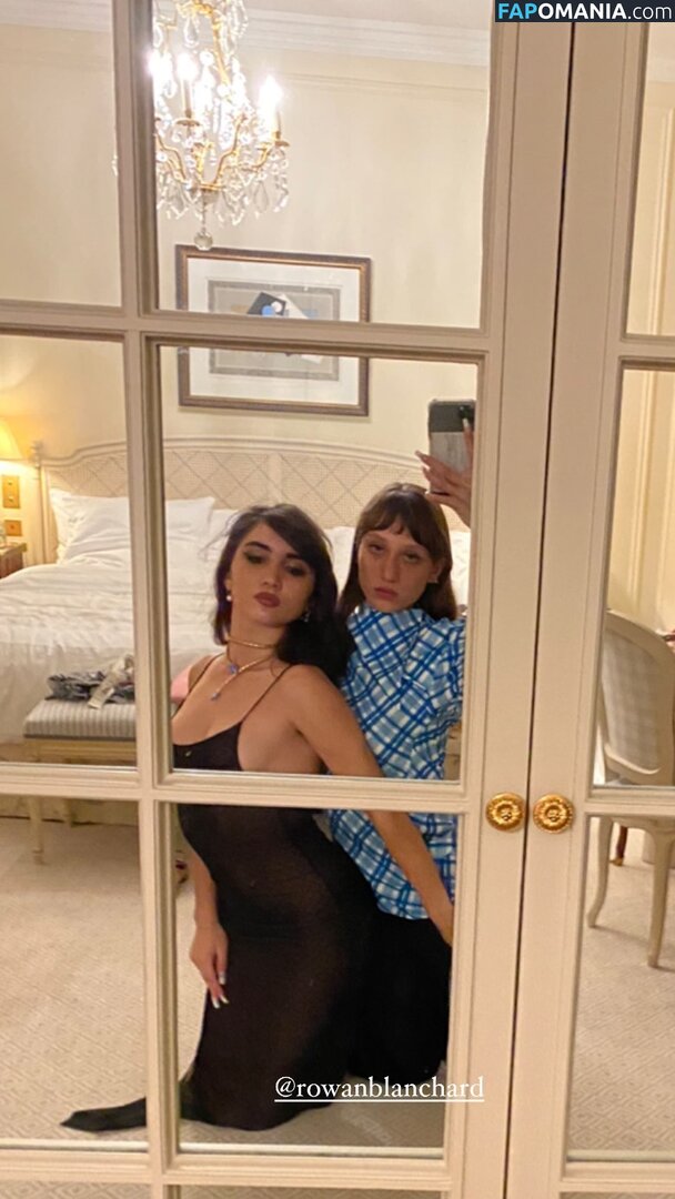 Rowan Blanchard / Simp Chat / https: / rowanblanchard Nudo OnlyFans  Foto trapelata #539