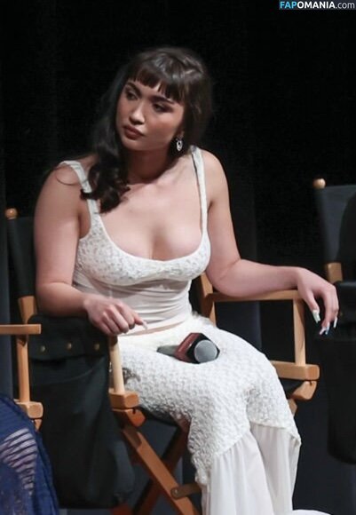 Rowan Blanchard / Simp Chat / https: / rowanblanchard Nudo OnlyFans  Foto trapelata #574