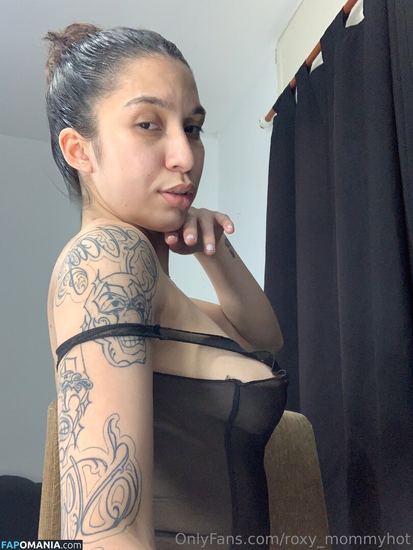 roxy_mommyhot Nudo OnlyFans  Foto trapelata #5