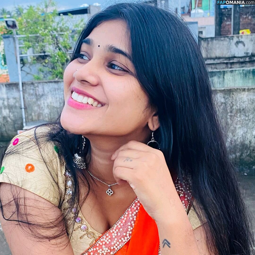 Saadhana Naidu Nudo OnlyFans  Foto trapelata #3