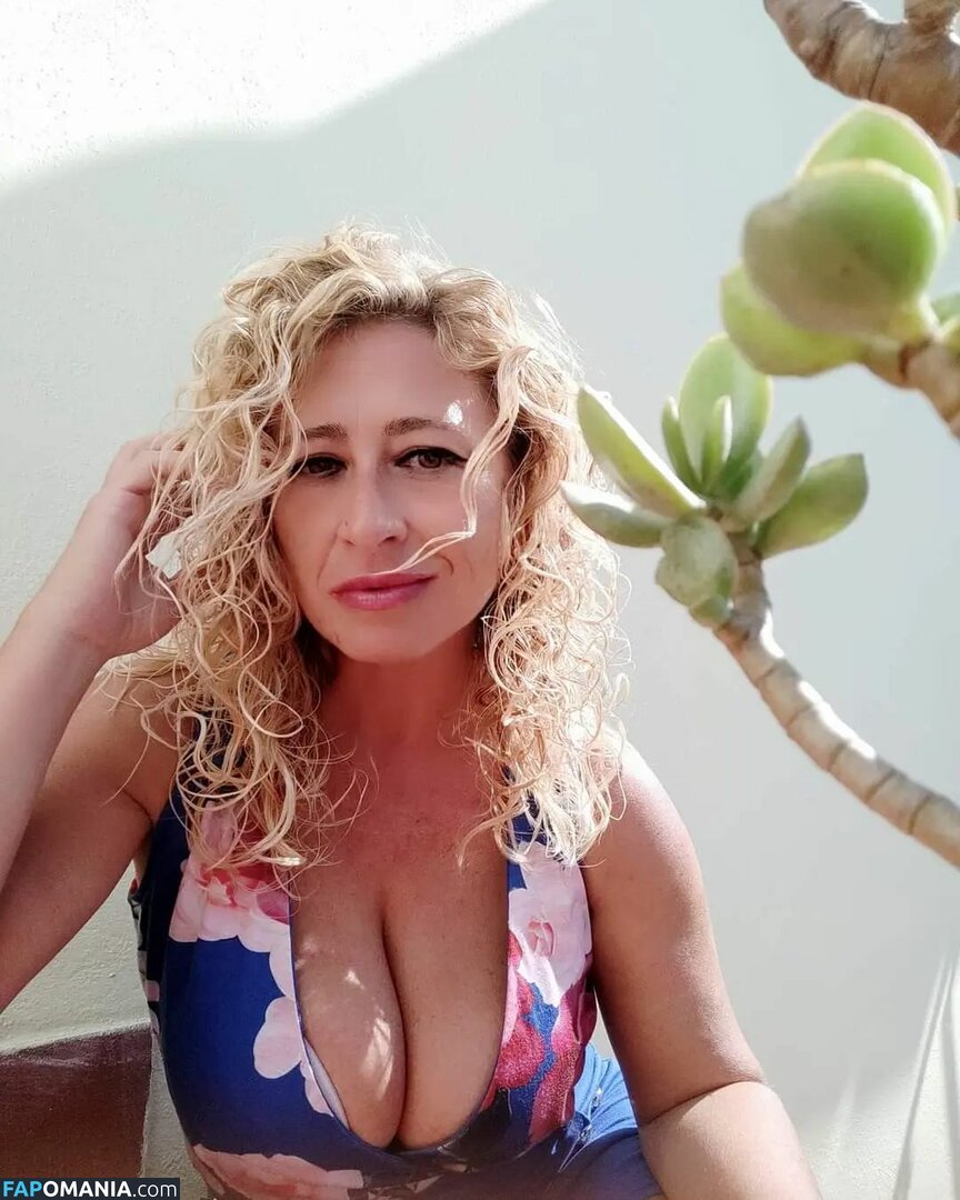 Sabina Di Iorio / sabina_diiorio / sabynadi Nudo OnlyFans  Foto trapelata #13